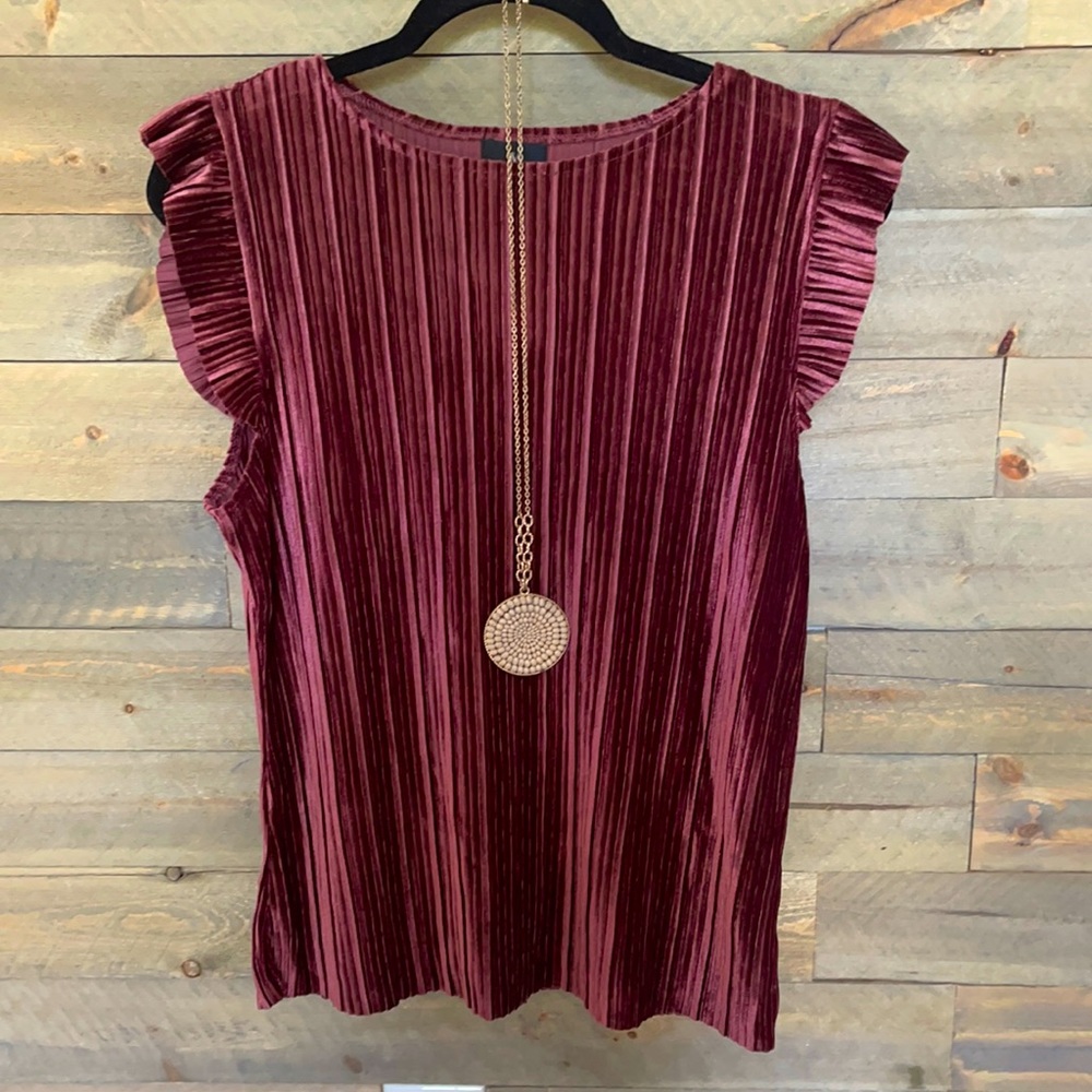 Burgundy velvet shirt with ruffle sleeves